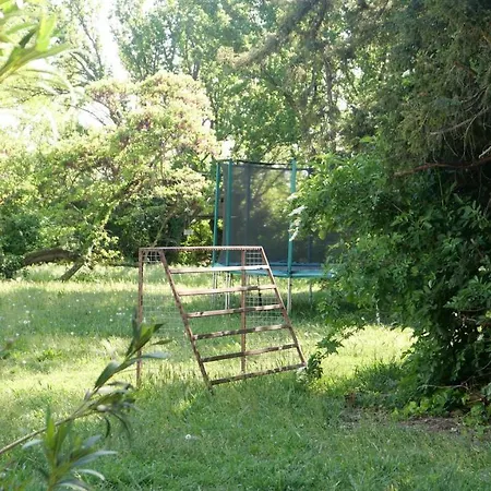 La Chapelle Avec Piscine Chauffee Holiday home Valreas